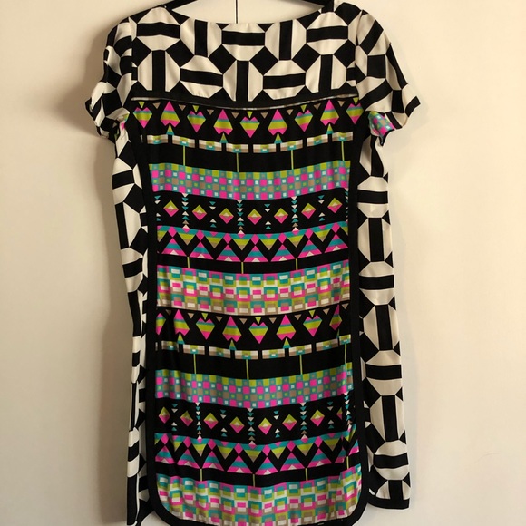 Alex and Trixie Geometric Pattern Mini Dress - Picture 5 of 5